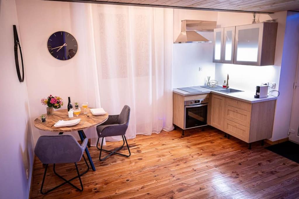 Love Room Spa Privatif Villefranche-sur-Saône Exterior foto